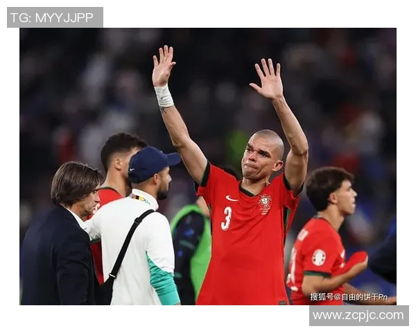 足球场上的幽默与才华并存的明星们带来的精彩瞬间