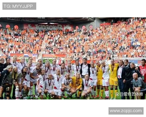 丹麦足球传奇人物盘点：从小球员到世界巨星的辉煌历程