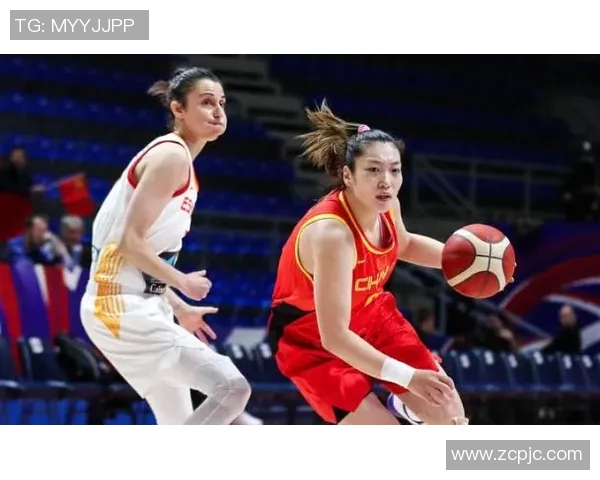 篮球明星女性头绳时尚搭配图片展示引领潮流风尚